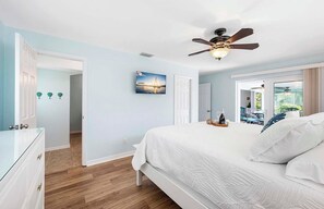 3 室のベッドルーム、デスク、アイロン / アイロン台、WiFi (無料)