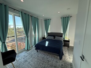 4 chambres, fer et planche à repasser, Wi-Fi, literie fournie
