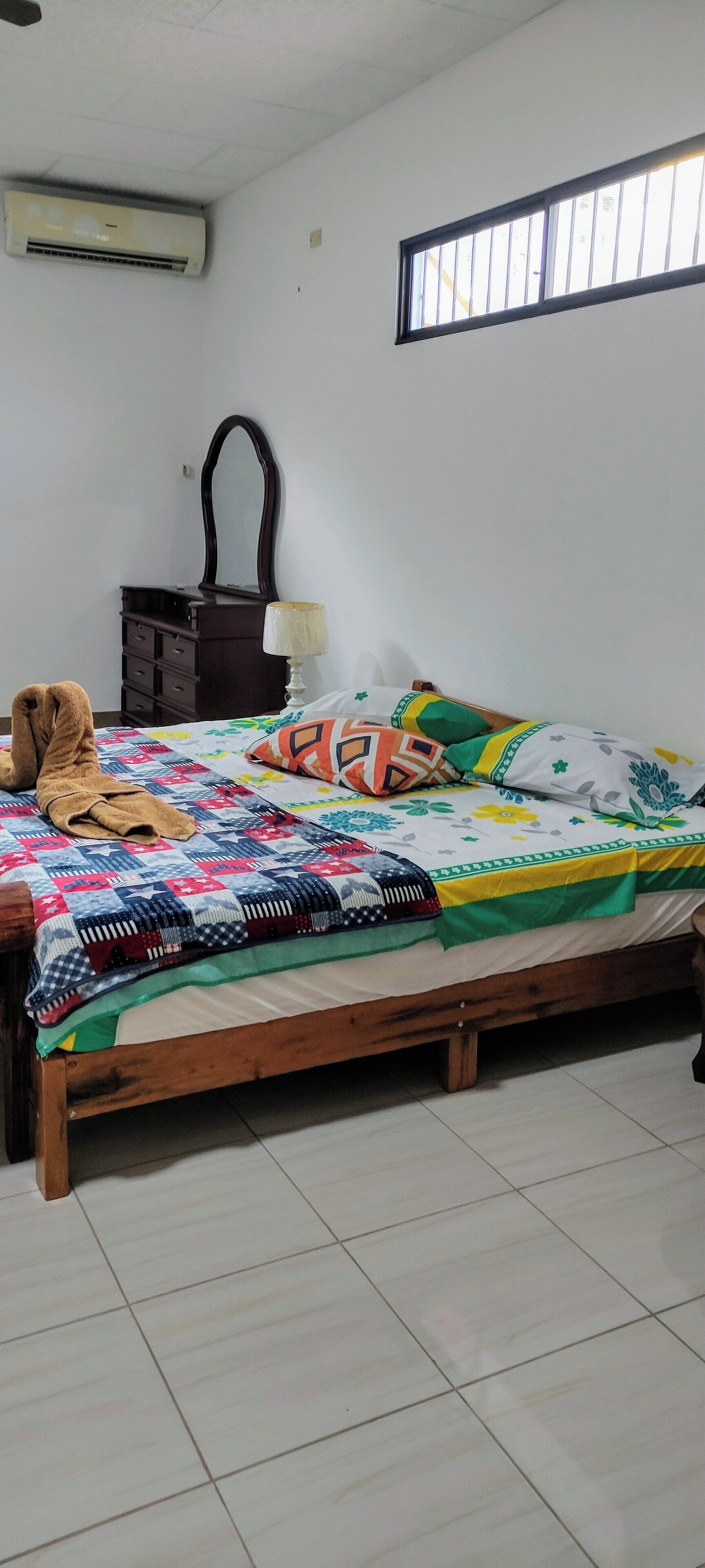 2 sovrum, strykjärn/strykbräda, gratis wi-fi och sängkläder