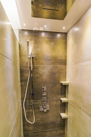Hair dryer, towels - Flaminia 39 by Interhome (Leukerbad)