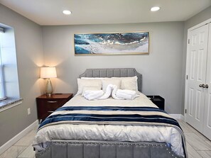 1 bedroom, desk, iron/ironing board, travel cot