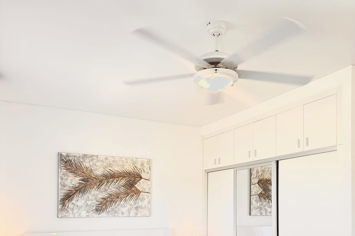 Design Apartment | 1 bedroom, in-room safe, iron/ironing board, free WiFi
