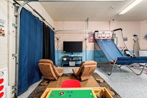 Spielezimmer