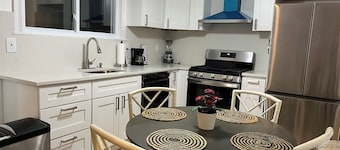Lovely 2-Bedroom Apartment in Scranton Valley!