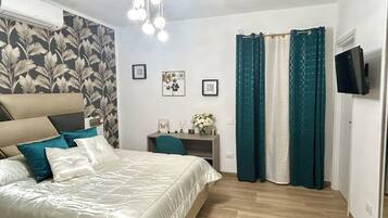 4 chambres, fer et planche Ă repasser, Wi-Fi, draps fournis