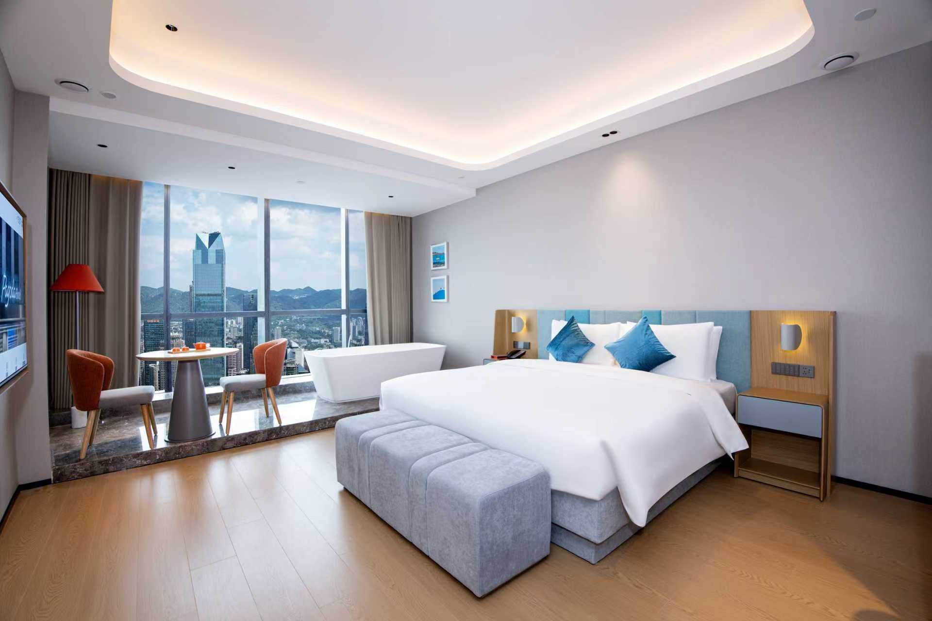 Dobbeltrom | Dundyner, blendingsgardiner, lydisolert og strykejern/-brett