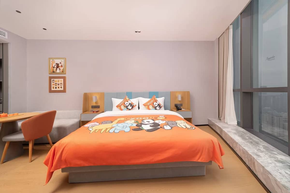 Studio Suite Keluarga | Selimut bulu angsa, tirai kedap cahaya, dan kedap suara