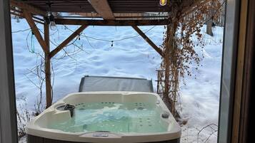 Bain à remous intérieur