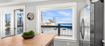 Luxury Condo w/ Beach Access | Dragestil 717-2