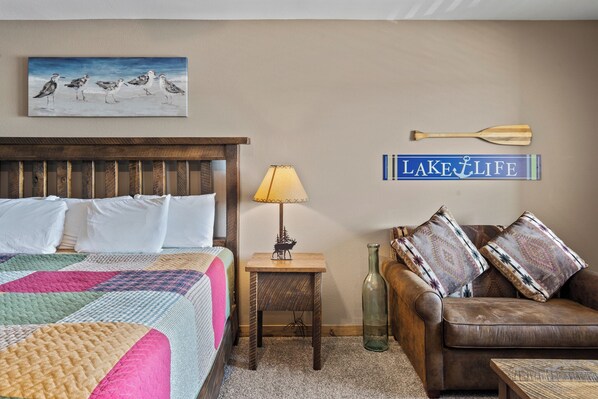 1 habitación, tabla de planchar con plancha, wifi gratis y ropa de cama 