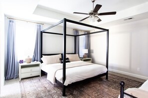 4 bedrooms, desk, iron/ironing board, travel cot