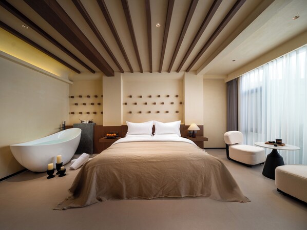 Chambre panoramique double | Couette en duvet, décor unique, accès au Wi-Fi (inclus)