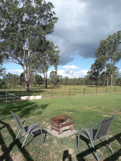 Cosy Country Cottage in Bungadoo. One-bedroom quiet accommodation.