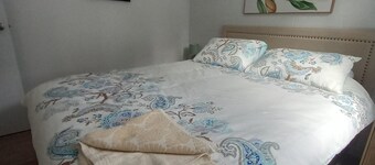 Cosy Country Getaway Bungadoo.A/C 35 Minutes to Bundaberg. Self-contained& Quiet