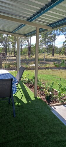 Cosy Country Getaway Bungadoo.A/C 35 Minutes to Bundaberg. Self-contained& Quiet