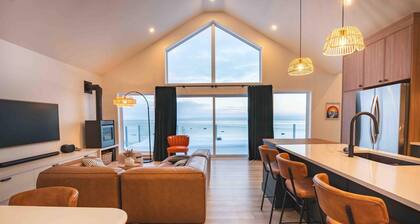 Phil Good 1219: Stunning Views & Steaming Hot Tub