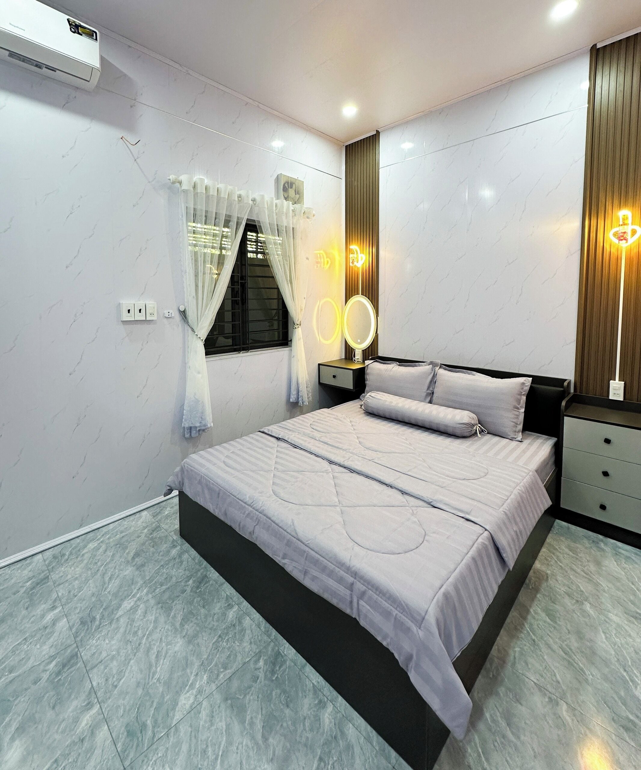Basic Apartment