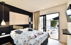 3 chambres, lit parapluie, Wi-Fi gratuit, draps fournis