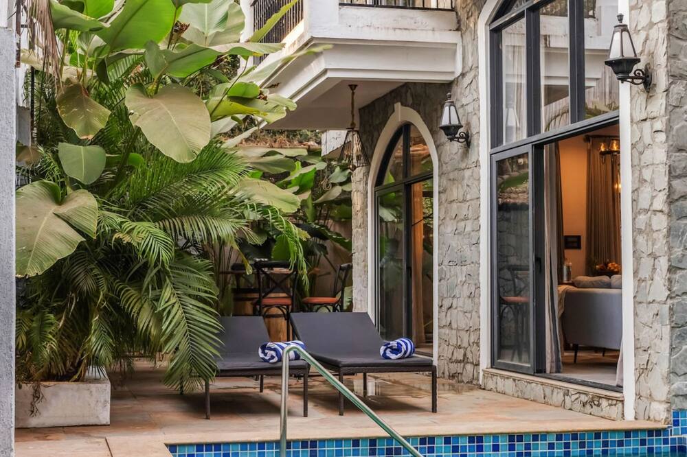 Luxury 4bhk Villa Near Morjim Beach Casa da Paz
