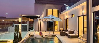 WildWildWest Pool Villa Khaoyai