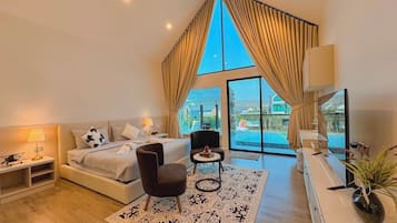 Villa Deluxe, 5 habitaciones, acceso a la alberca, vista a la alberca | 5 habitaciones, wifi gratis y ropa de cama