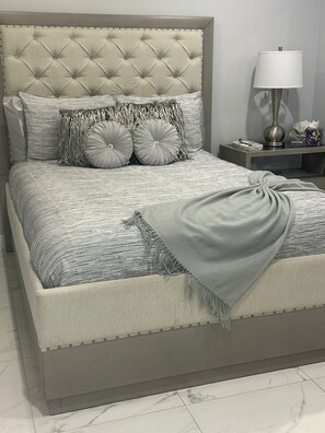 1 bedroom, iron/ironing board, travel crib, WiFi - Glamorous Prívate Villa Azul (Sarasota)