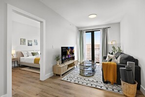 1 chambre, bureau, fer et planche à repasser, Wi-Fi