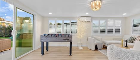Spielezimmer