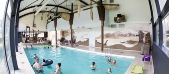 Beautiful private villa for 6 people with WIFI, pool, TV and terrace