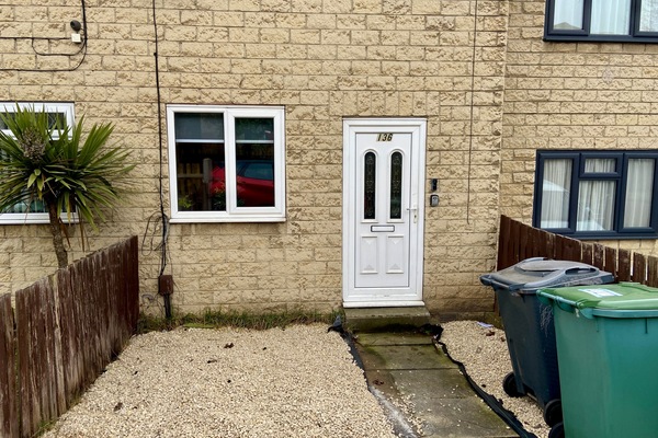 Front yard of the house with with main entrance.