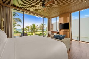 3 Bedroom Beachfront Villa Private Pool | Premium bedding, pillowtop beds, minibar, in-room safe