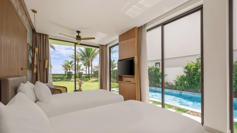 Aqua Vista Hoi An Villas