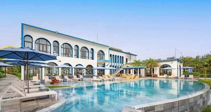 Aqua Vista Hoi An Beachfront Villas