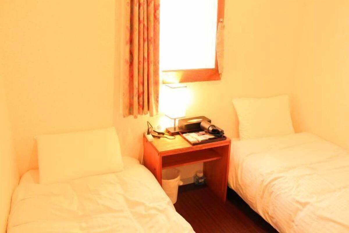 Down duvets, free WiFi