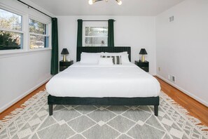 3 chambres, bureau, fer et planche à repasser, Wi-Fi gratuit