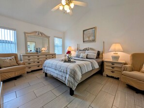 4 chambres, bureau, fer et planche à repasser, accès au Wi-Fi (inclus)