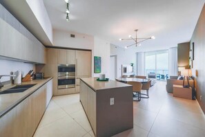 Fridge, microwave, oven, stovetop - 39th Floor Oceanfront Penthouse with Pool & Gym (Hollywood)