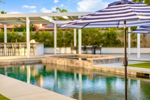 Outdoor pool, a heated pool