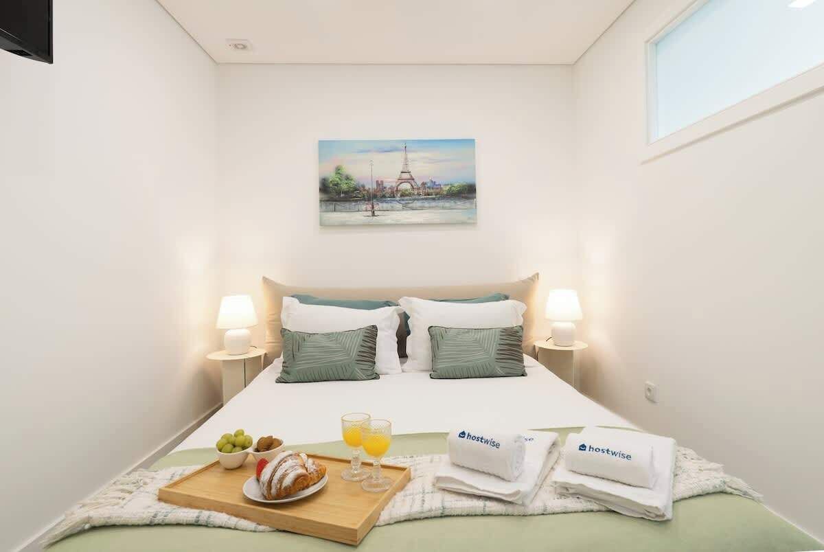 1 chambre, fer et planche à repasser, Wi-Fi gratuit, draps fournis