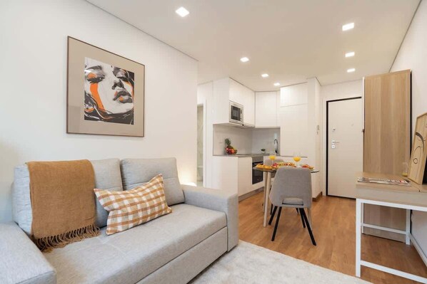 Smart TV, offices