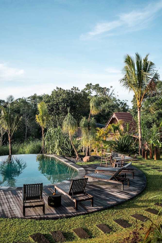 Desa Seni Baturiti by null