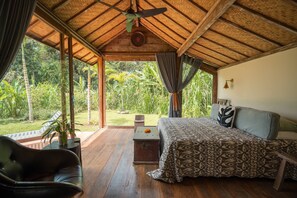 Deluxe Double or Twin Room, Garden View | Free cots/infant beds, free WiFi, bed sheets - Desa Seni  (Baturiti)