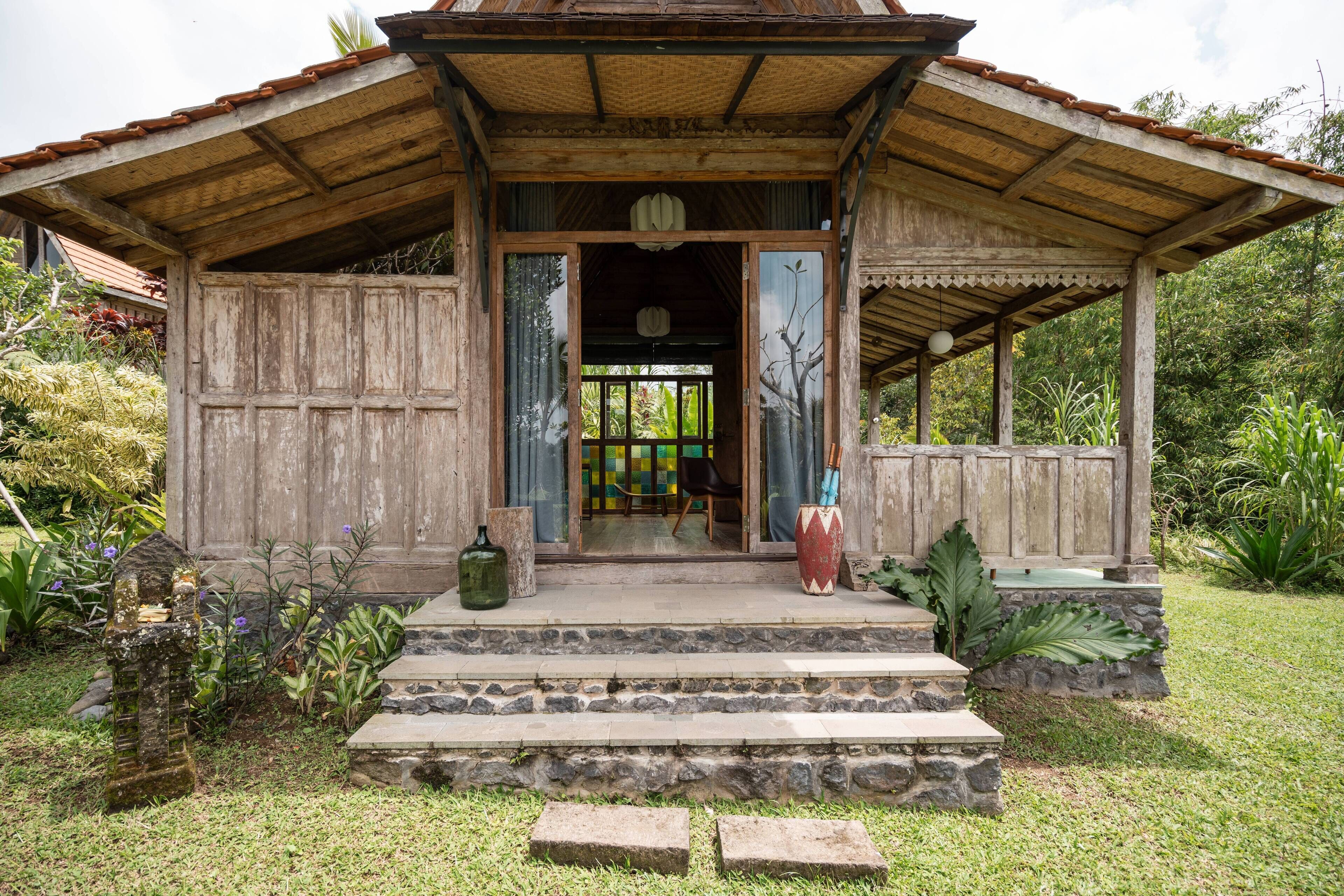 Chambre Deluxe Double ou avec lits jumeaux, vue jardin | Lits bébé (gratuits), Wi-Fi gratuit, draps fournis