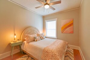 2 chambres, bureau, Wi-Fi gratuit, draps fournis