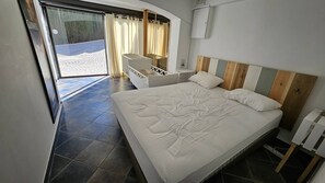 5 bedrooms, free WiFi