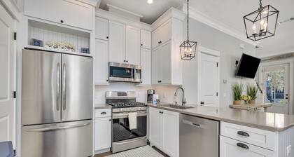 Four bedroom home on beautiful Jekyll Island in the Ocean Oaks Community