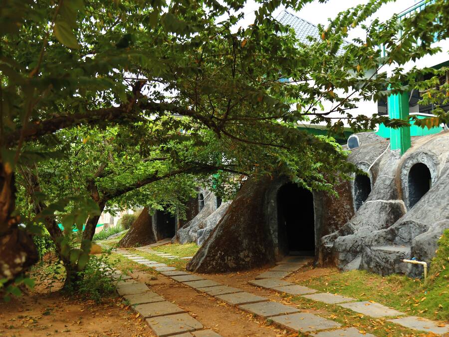 Suíte design, vista para a colina | Cofres nos quartos, escrivaninha, espaço de trabalho para notebook