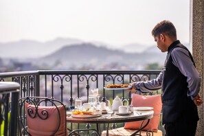 Restaurant - Moustache Select Udaipur (Udaipur)