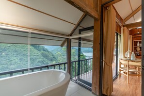 Premier Double Room, Bathtub, Lake View | Bathroom | Designer toiletries, hair dryer, slippers, bidet