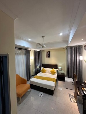 Deluxe Room, 1 Bedroom | Room amenity